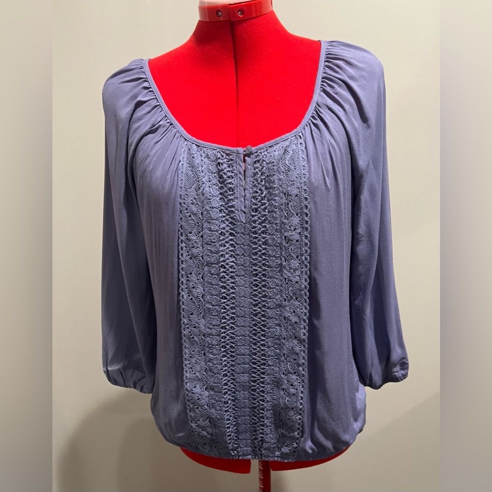 BlueIce blouse with crochet panel